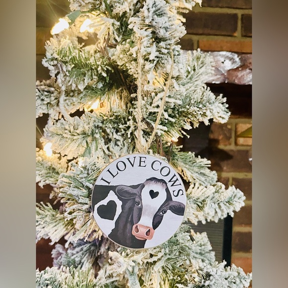 *I Love Farm Animal Round Ornament, Cows - Picture 5 of 12